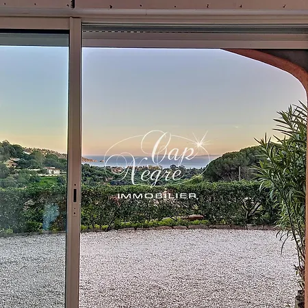 T2 4 Personnes Vue Sur Les Hauteurs De Cavaliere Apartment Le Lavandou